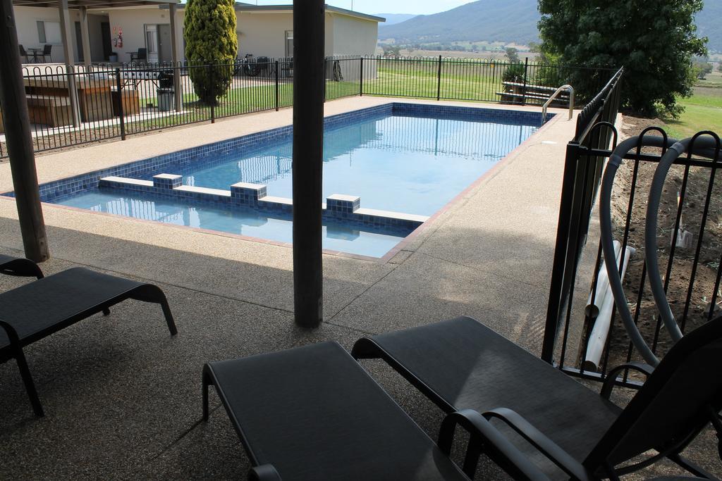 Mountain View Motel Corryong Exterior photo
